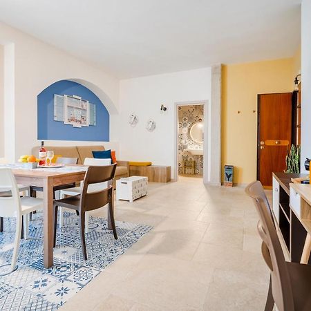 Mediterranea Apartment- Central Station - Free Wifi&Netflix Бари Екстериор снимка