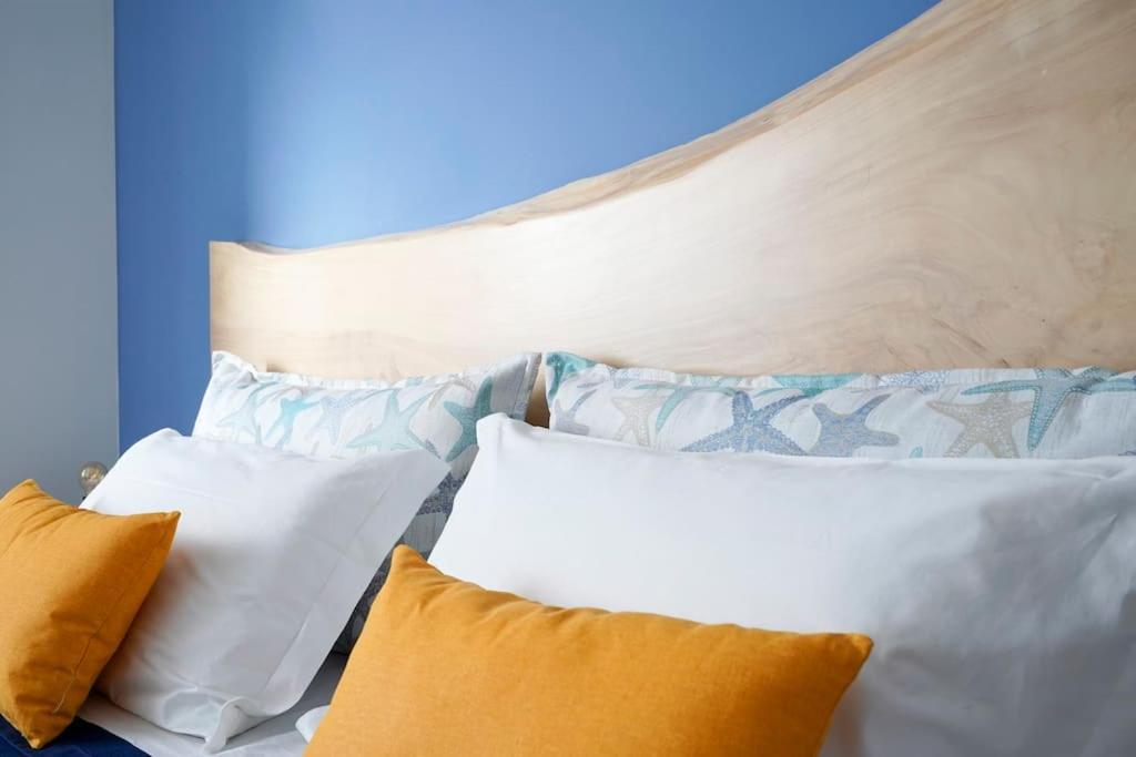 Mediterranea Apartment- Central Station - Free Wifi&Netflix Бари Екстериор снимка