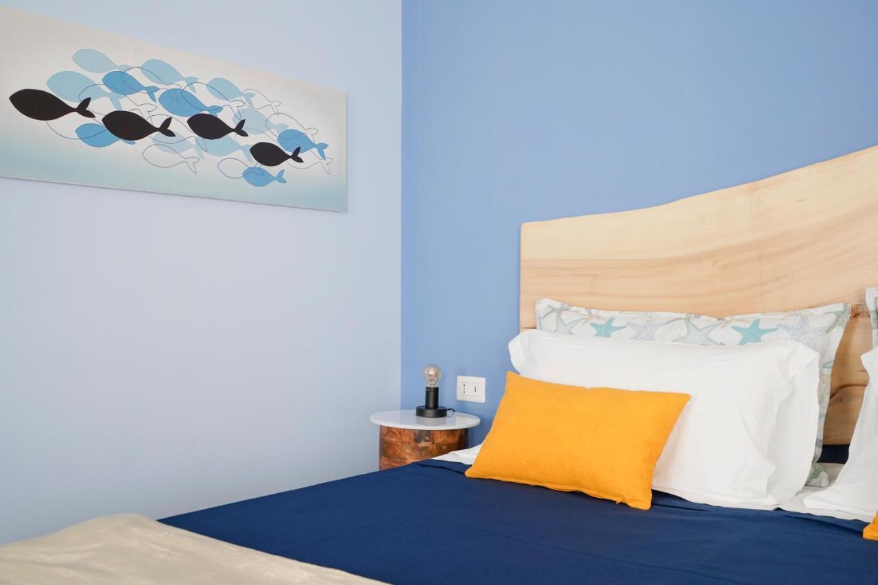 Mediterranea Apartment- Central Station - Free Wifi&Netflix Бари Екстериор снимка