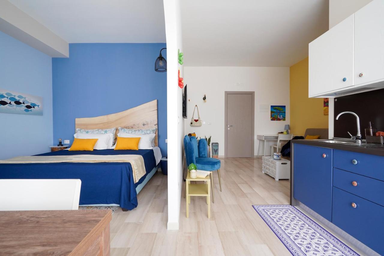 Mediterranea Apartment- Central Station - Free Wifi&Netflix Бари Екстериор снимка
