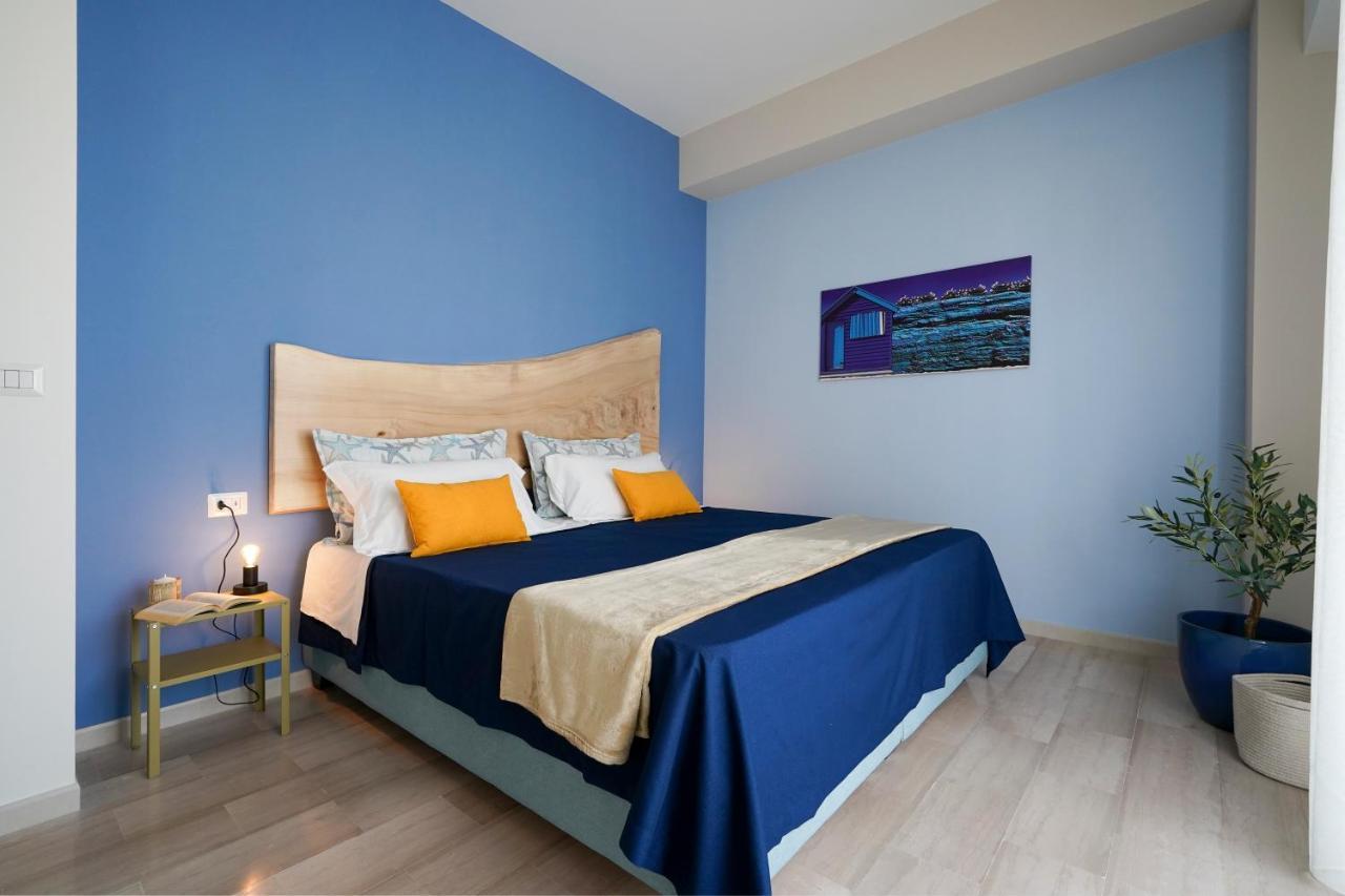 Mediterranea Apartment- Central Station - Free Wifi&Netflix Бари Екстериор снимка