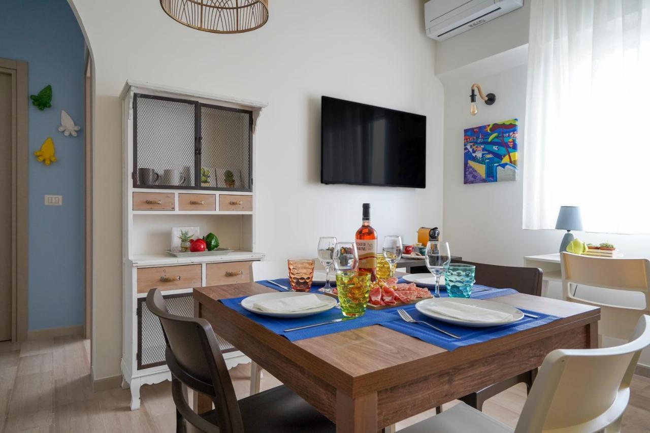 Mediterranea Apartment- Central Station - Free Wifi&Netflix Бари Екстериор снимка